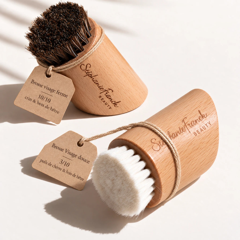 Duo de brosses visage ferme (crin de cheval 10/10) et douce (poils de chèvre 3/10) – Stephanie Franck Beauty