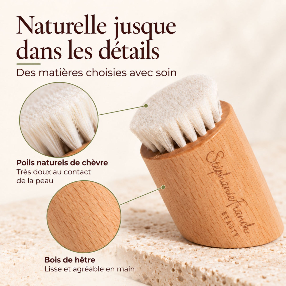 Brosse à sec visage douce - détails poils de chèvre et bois de hêtre